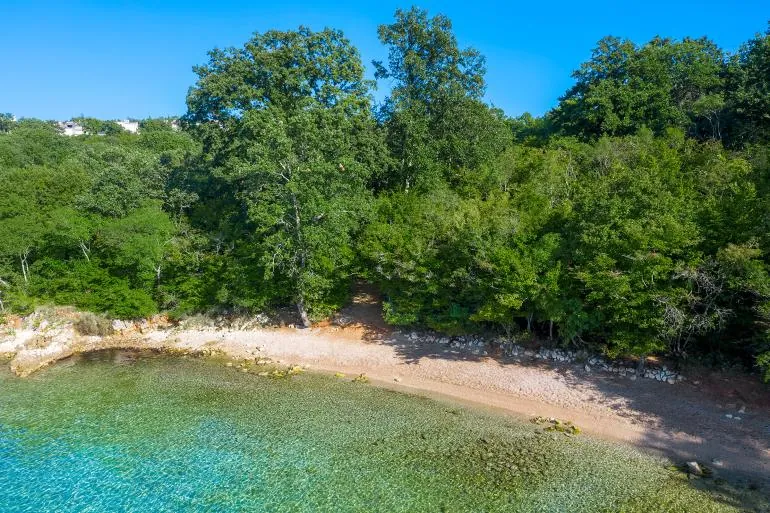 Dog Beach (Njivice)