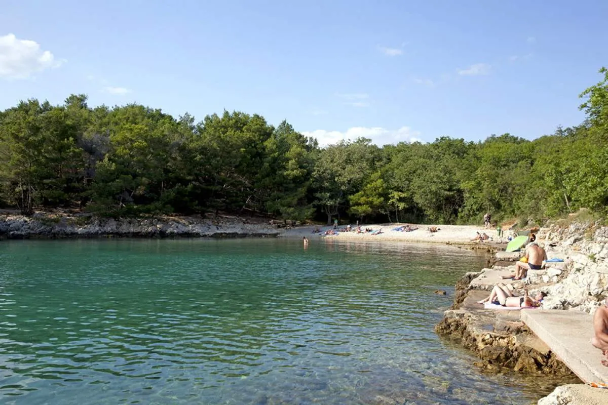 Jert Beach