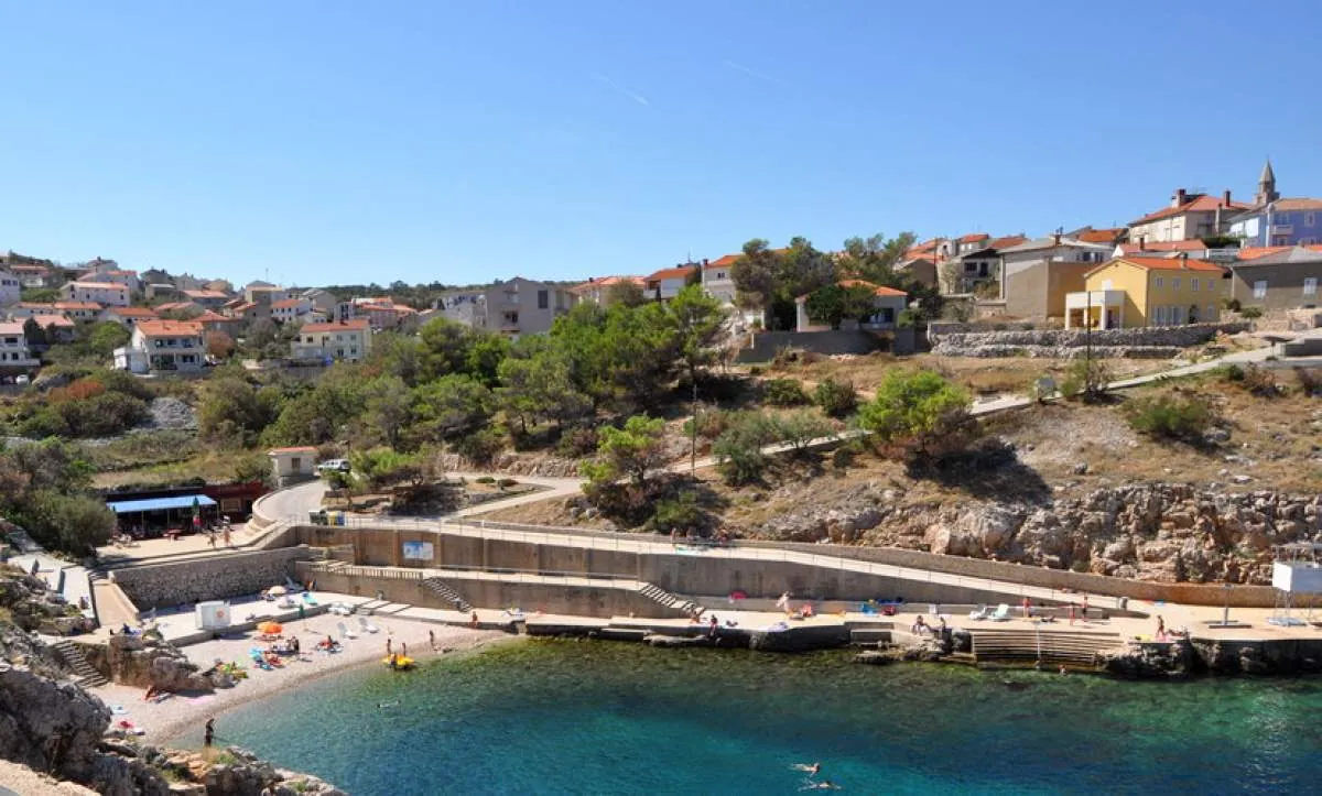 Zgribnica Beach